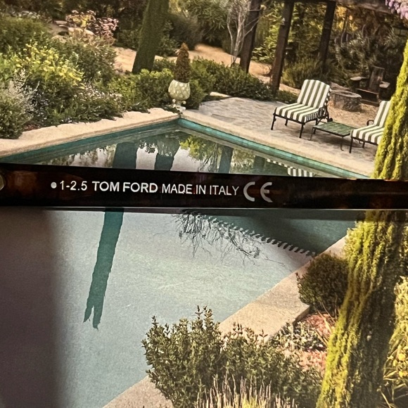 Tom Ford Sunglasses! Made in Italy. - Picture 7 of 9